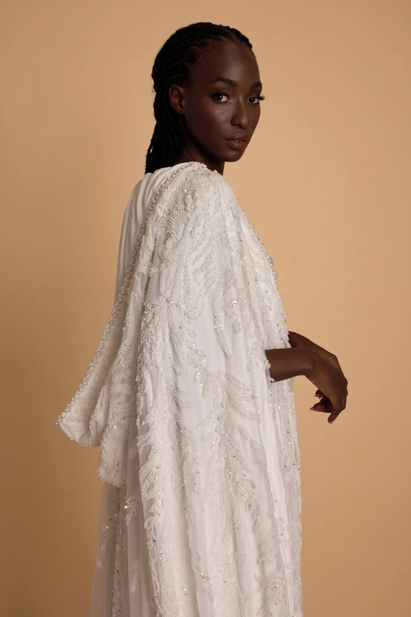 Custom-made Beaded embellishment Bridal white Cape shawl floor length detachable hood