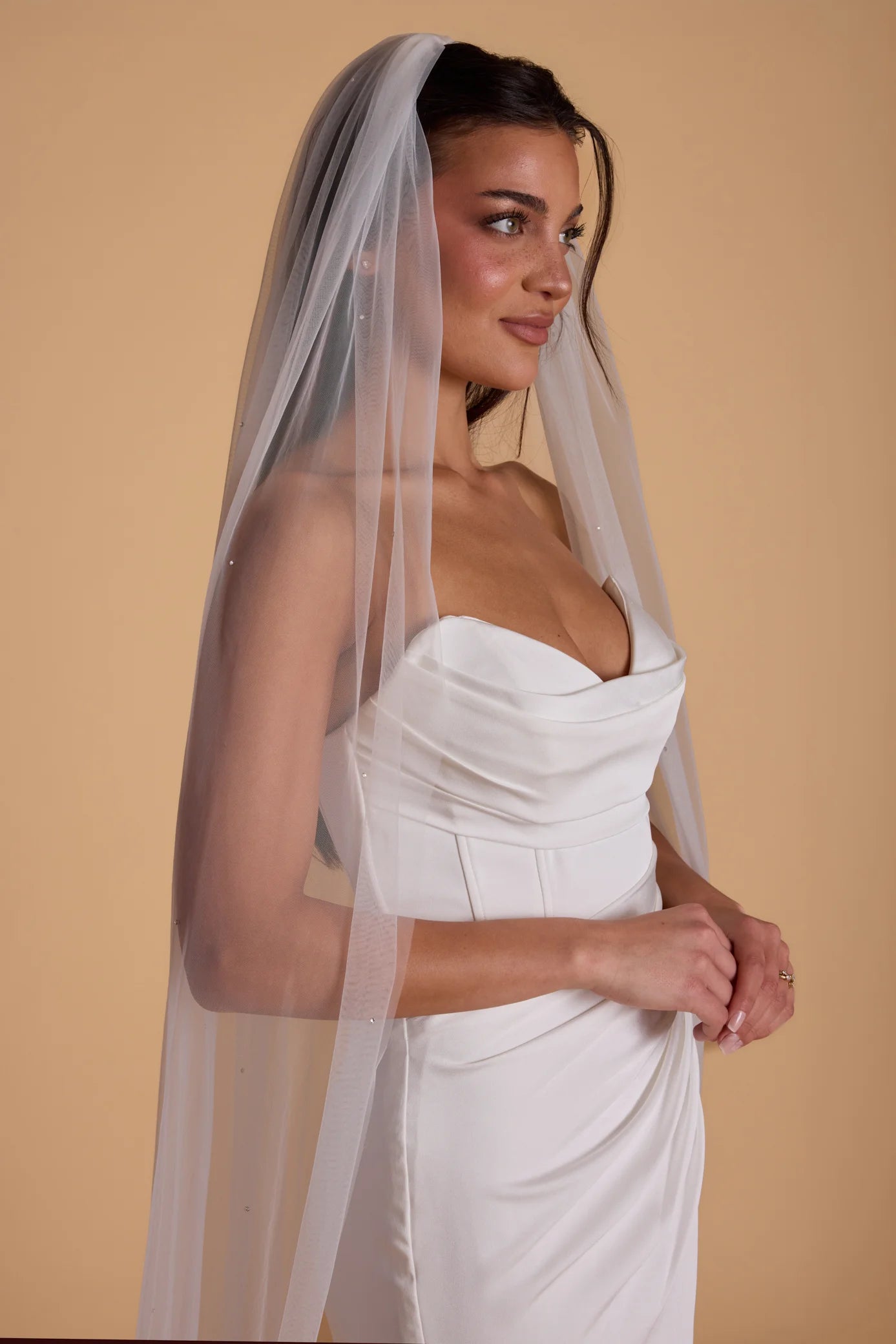 Ivory Swarovski Crystal - Single Tier Veil