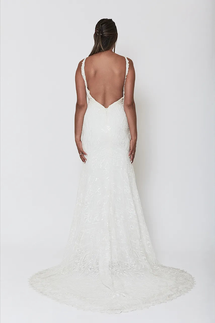 Rosa Clara Lace Wedding Gown White Beaded Low Back Bride
