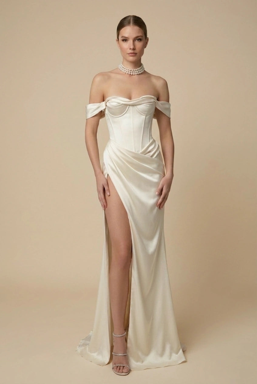 Berta Privée - 24 P106 designer wedding gownBerta Privée - 24 P106 designer wedding gown