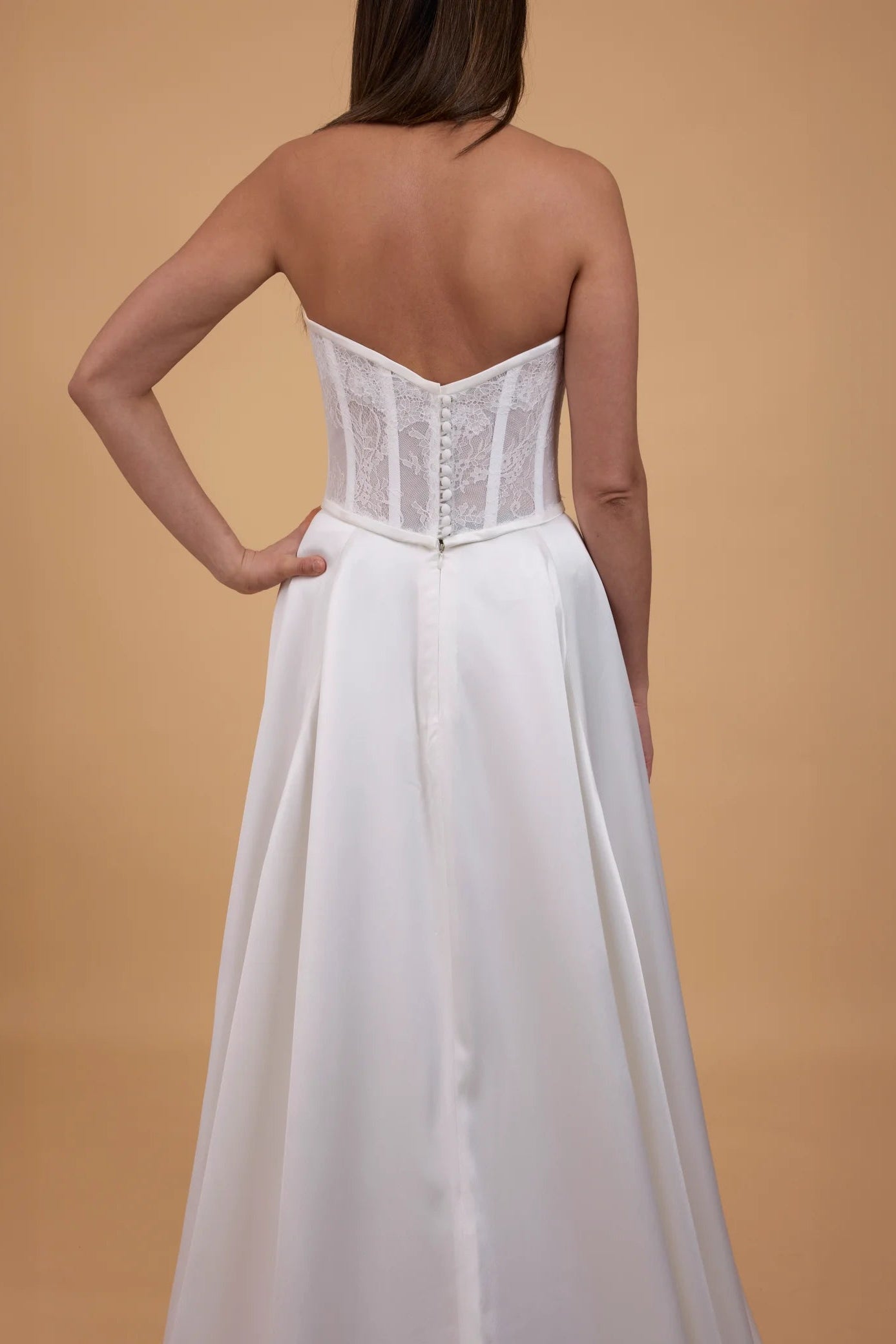 Corston Couture Amy ivory lace, satin, boned bodice, basque waist, a-line wedding gown, pre-loved wedding gown, second-hand wedding gown, sample sample wedding gown