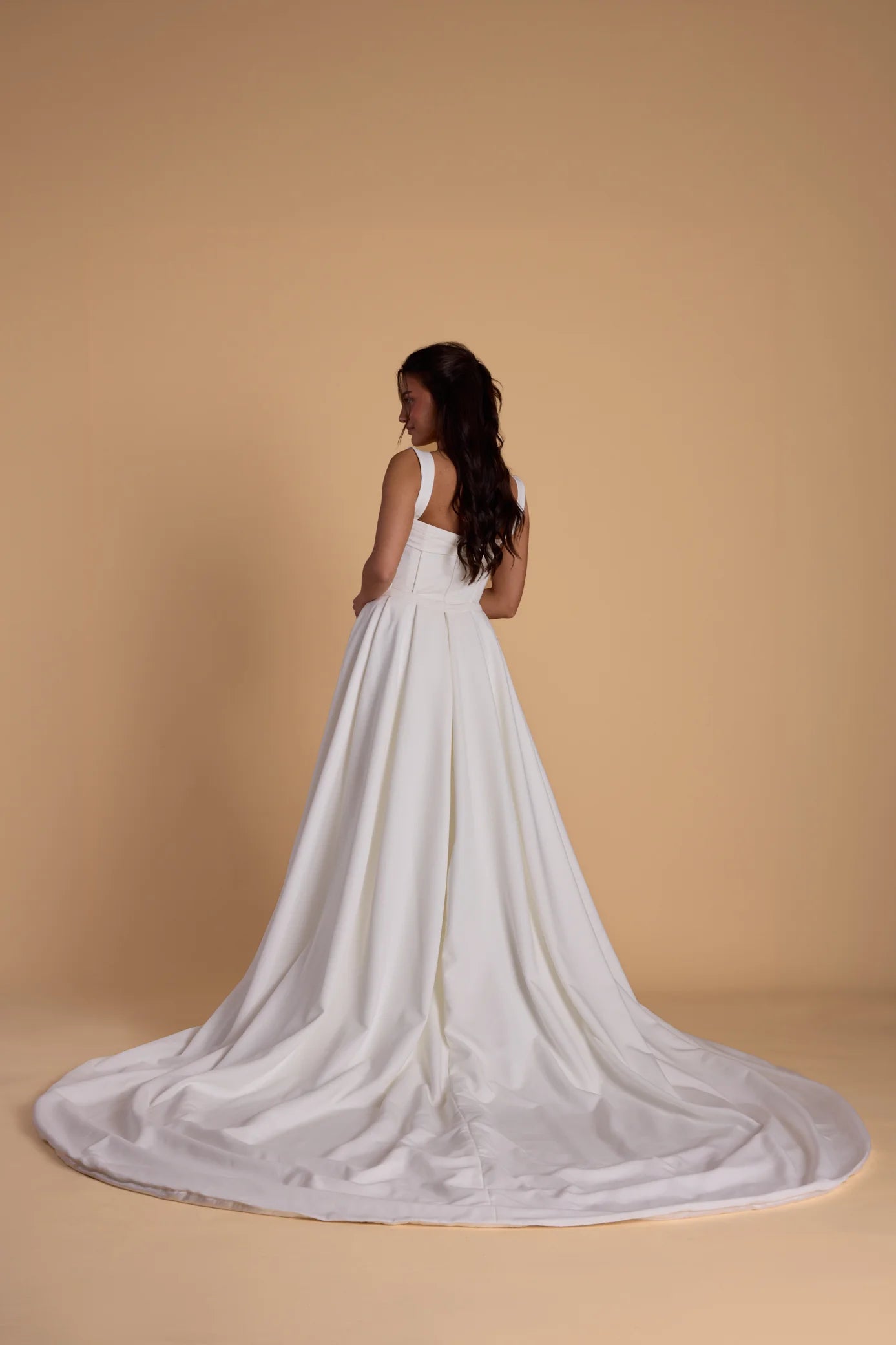 Evie Young Masen wedding gown