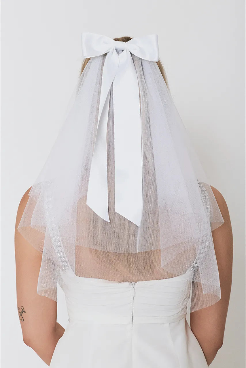 Gigi & Olive Short Tulle Ribbon Bow Veil Engagement Hen Wedding Bride