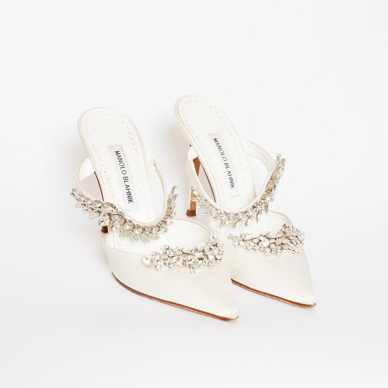 Manolo Blahnik Lurum mules shoes white crystal embellishment Wedding Bridal  Hen Engagement 