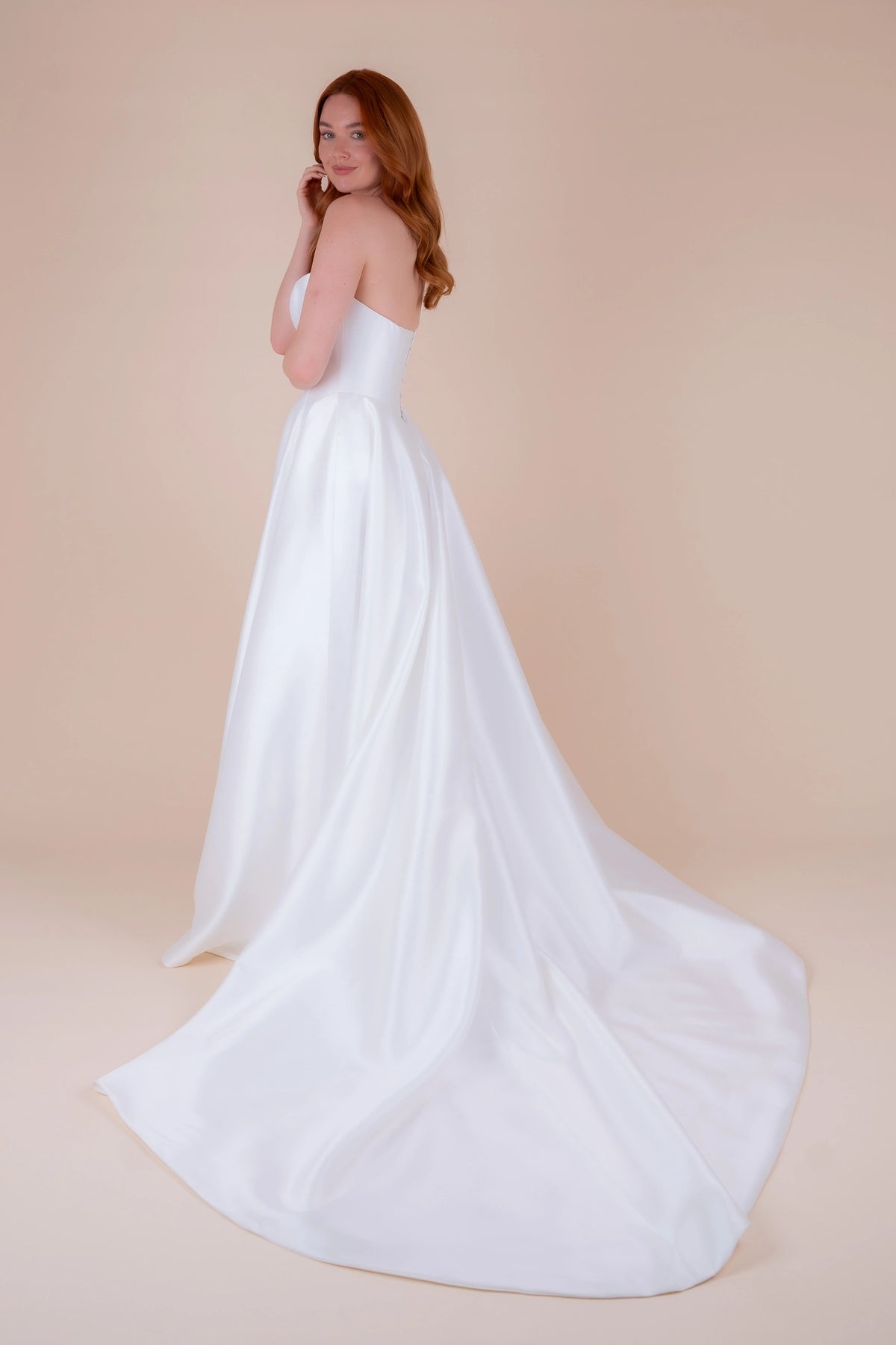 Margot Maison Lina wedding gown
