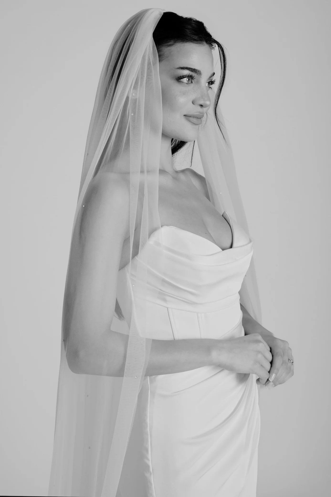 Ivory Swarovski Crystal - Single Tier Veil